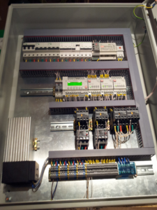 Шкаф управления насосной станцией (ШУН) и задвижкой (ШУЗ) на базе контроллера segnetics Pixel